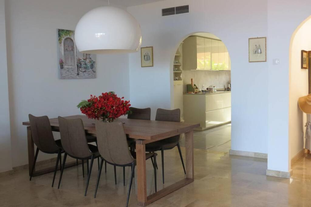 Luxury House With 3 Bedrooms, Sea Wiew And Swimming Pool In A Quiet Residence プエルト・デ・サンティアゴ エクステリア 写真
