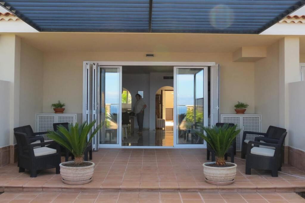 Luxury House With 3 Bedrooms, Sea Wiew And Swimming Pool In A Quiet Residence プエルト・デ・サンティアゴ エクステリア 写真